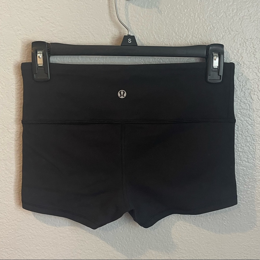 Lululemon Black Spandex shorts size 4